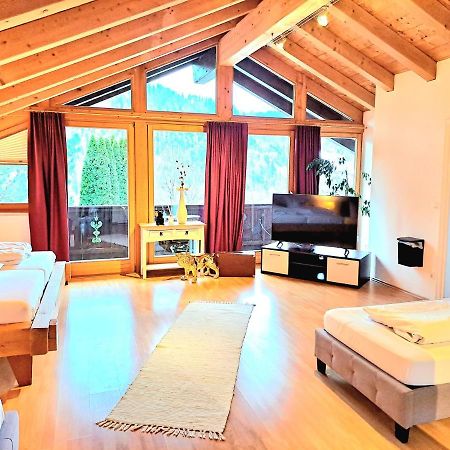 Zur Schoenen Aussicht Hotel Garni Гармиш-Партенкирхен Экстерьер фото
