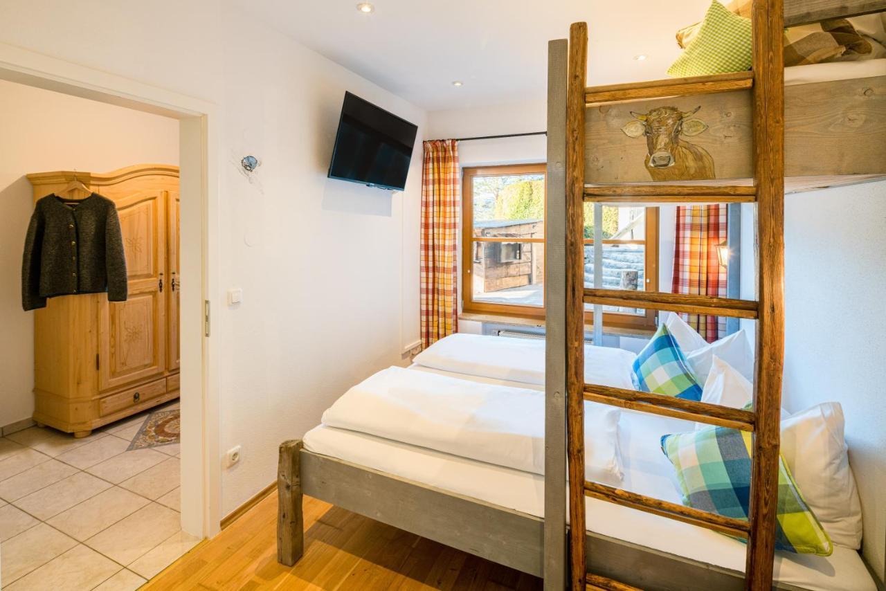Zur Schoenen Aussicht Hotel Garni Гармиш-Партенкирхен Экстерьер фото