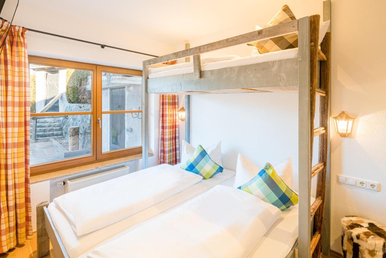 Zur Schoenen Aussicht Hotel Garni Гармиш-Партенкирхен Экстерьер фото