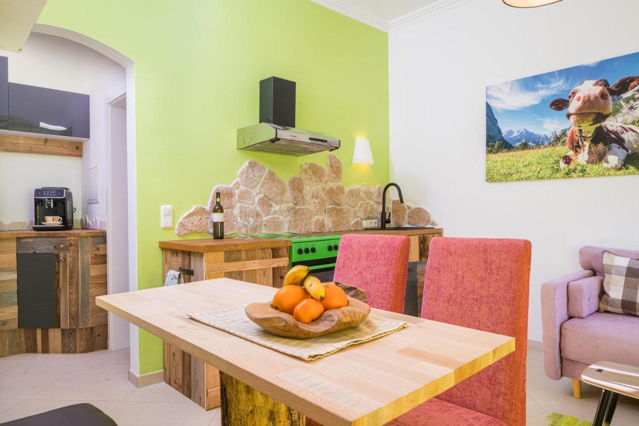 Zur Schoenen Aussicht Hotel Garni Гармиш-Партенкирхен Экстерьер фото
