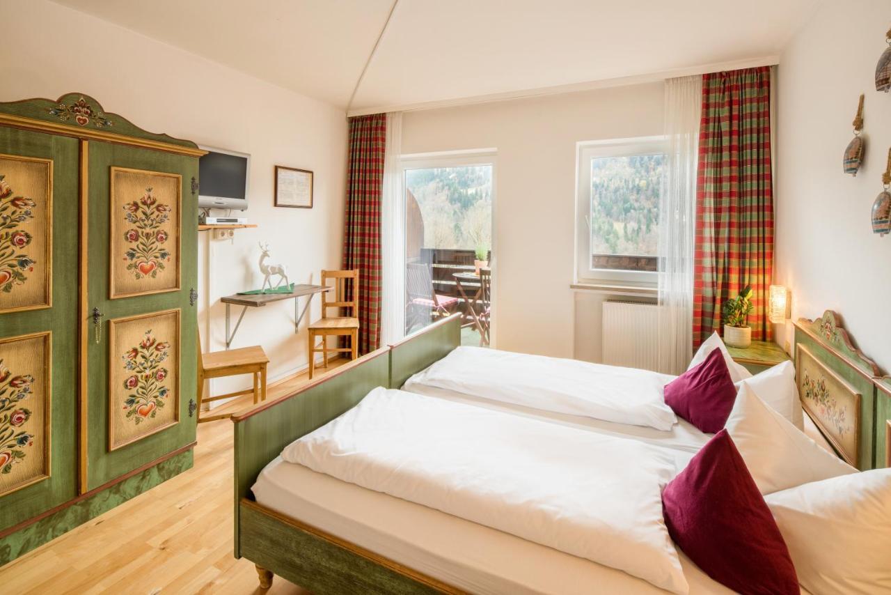 Zur Schoenen Aussicht Hotel Garni Гармиш-Партенкирхен Экстерьер фото